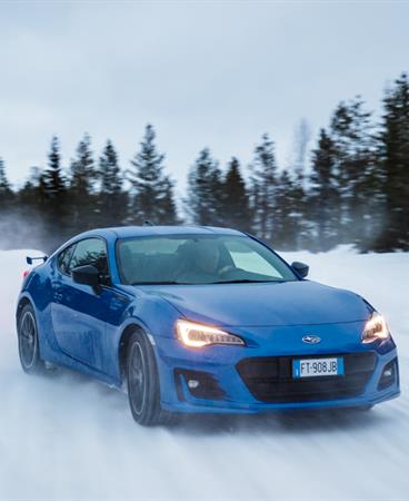 SUBARU-BRZ-lr-45